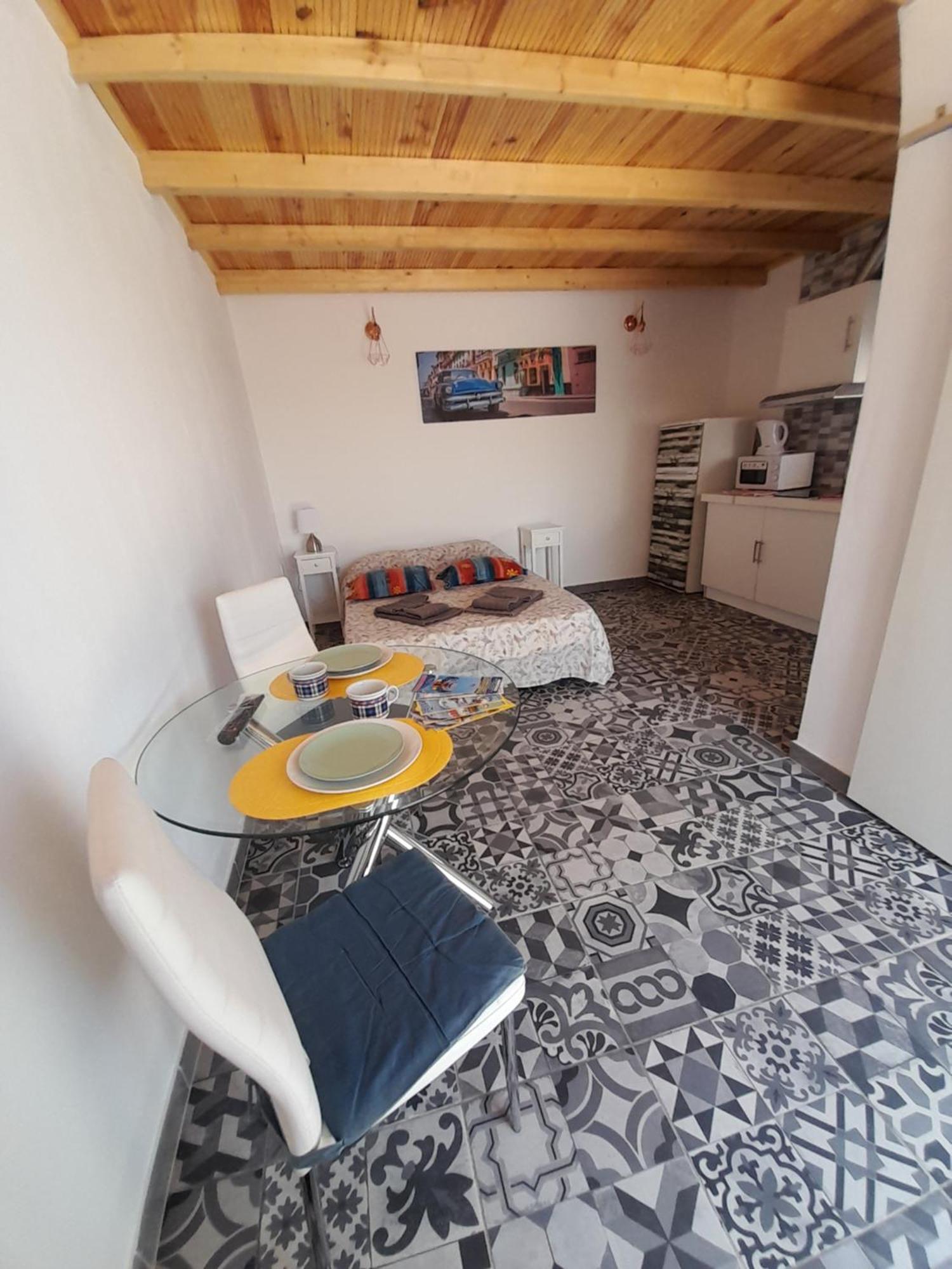 Estudio Dominicana In Albufeira Gale Eksteriør bilde